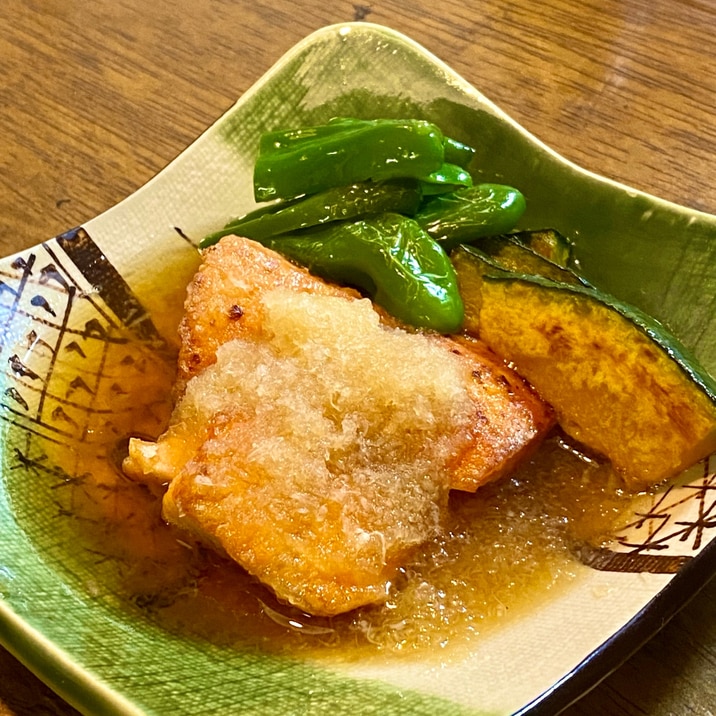 鮭、かぼちゃ、ピーマンの天つゆかけ【和食・主菜】